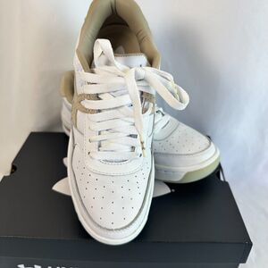 Under Armour Women’s UA Shoes - Size 7 - New In Box - White/Beige